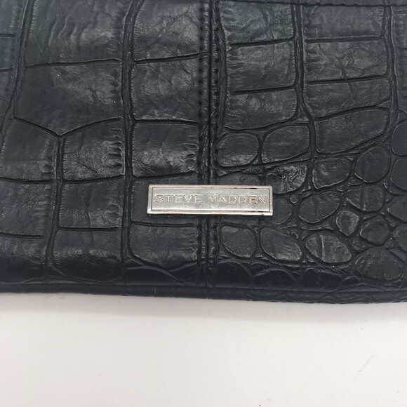 Steve Madden Black Croc Embossed Faux Leather Zip Close Ruffled Wallet Wristlet - Picture 6 of 9